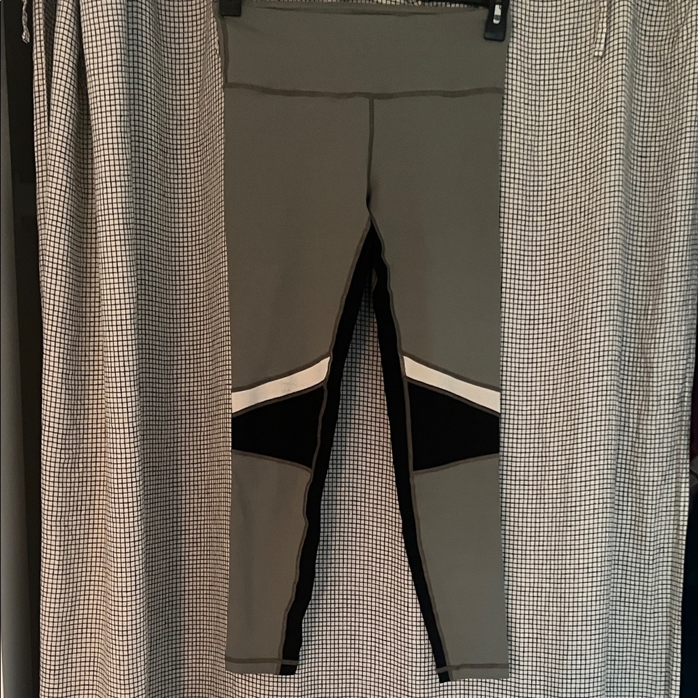 Vimmia Gray Activewear leggings